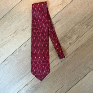 Paolo Gucci Tie Necktie 100% Silk Red Gold Horsebit Chainlink Made In Italy 59x4